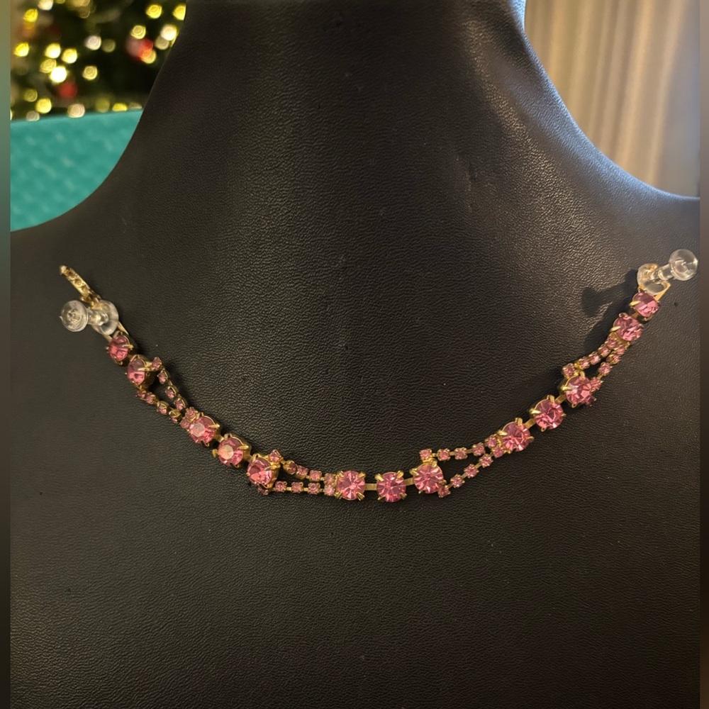 Elegant Pink Crystal Bracelet